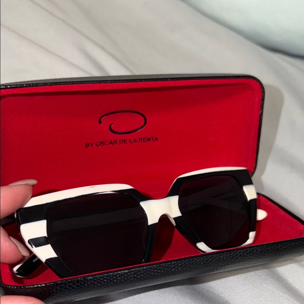 Oscar de la Renta Black and White Sunglasses